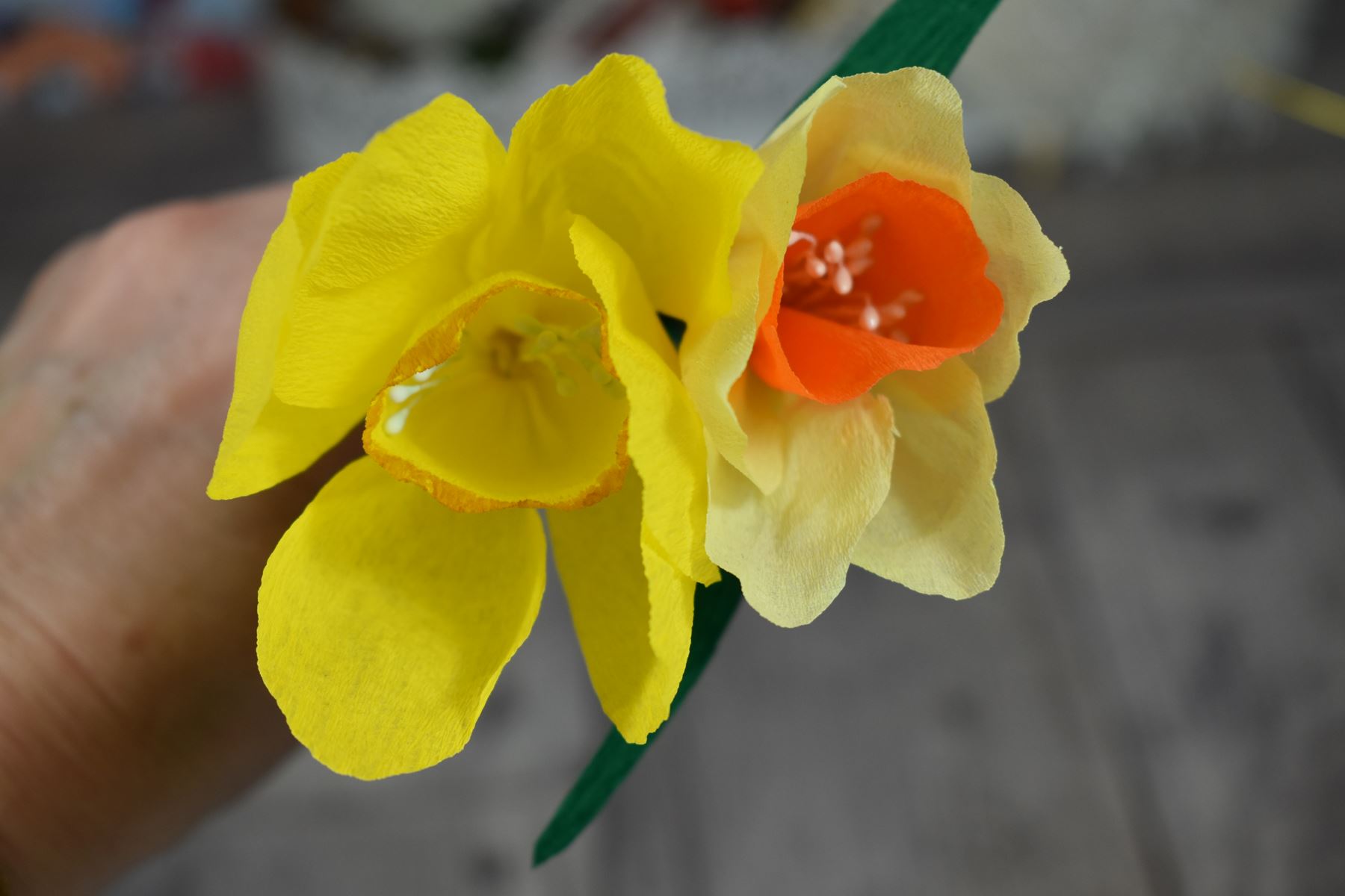 jonquille-narcisse-fleur-crepon-bouquet-printemps-jaune-bricoloage-scrap-deco-atelier-diy